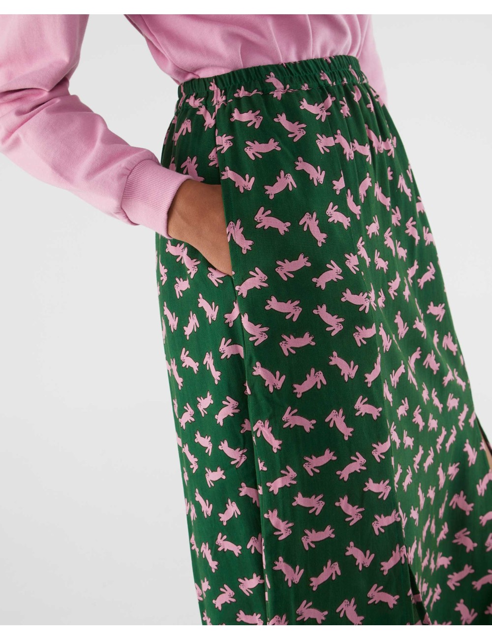 FALDA MIDI ELÁSTICA CON ESTAMPADO DE CONEJOS