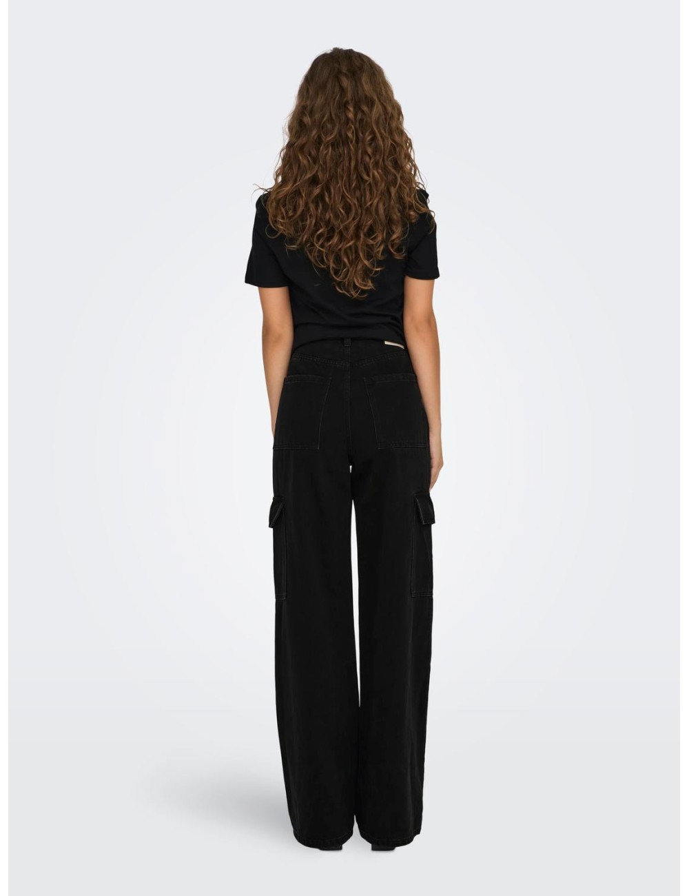 JEANS CARGO NEGRO