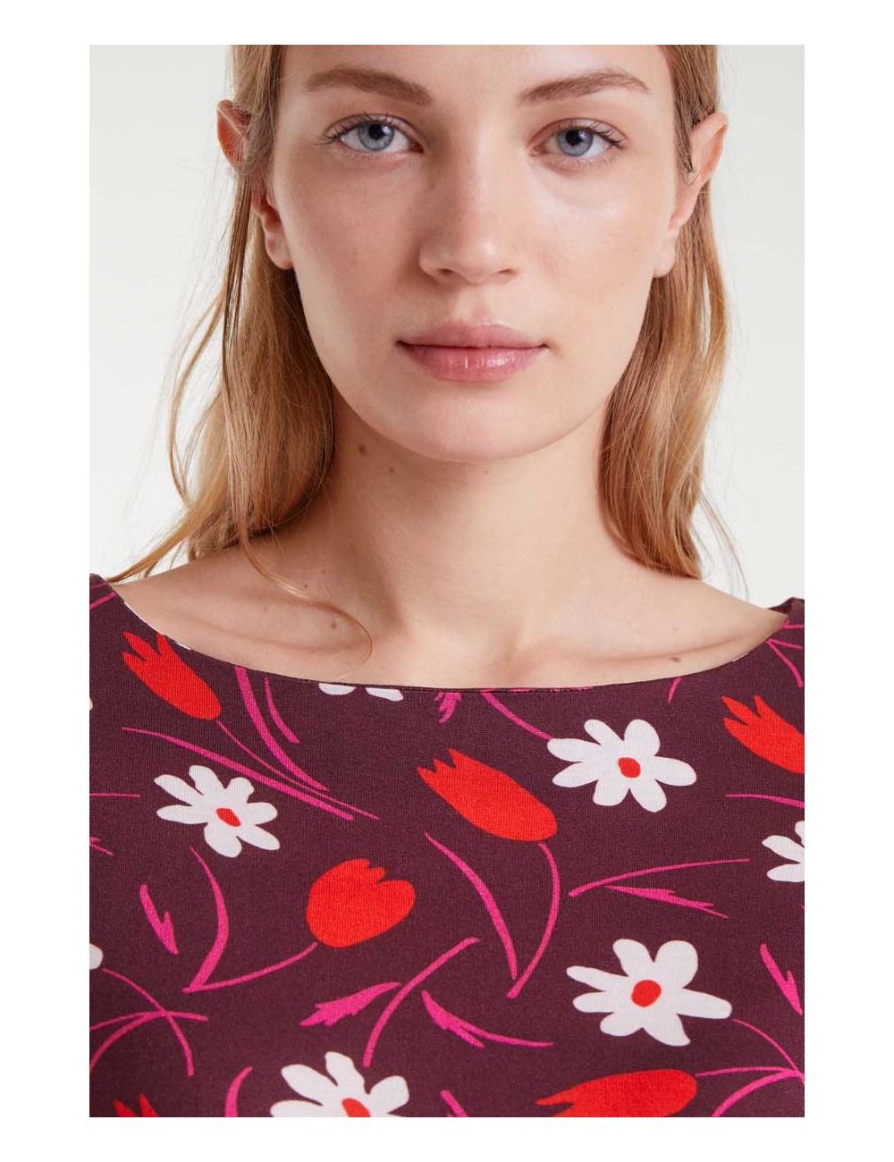 TOP CON ESTAMPADO TULIP