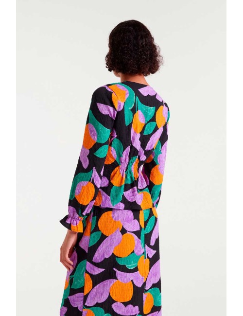 TOP CUELLO PICO CON ESTAMPADO APRICOT
