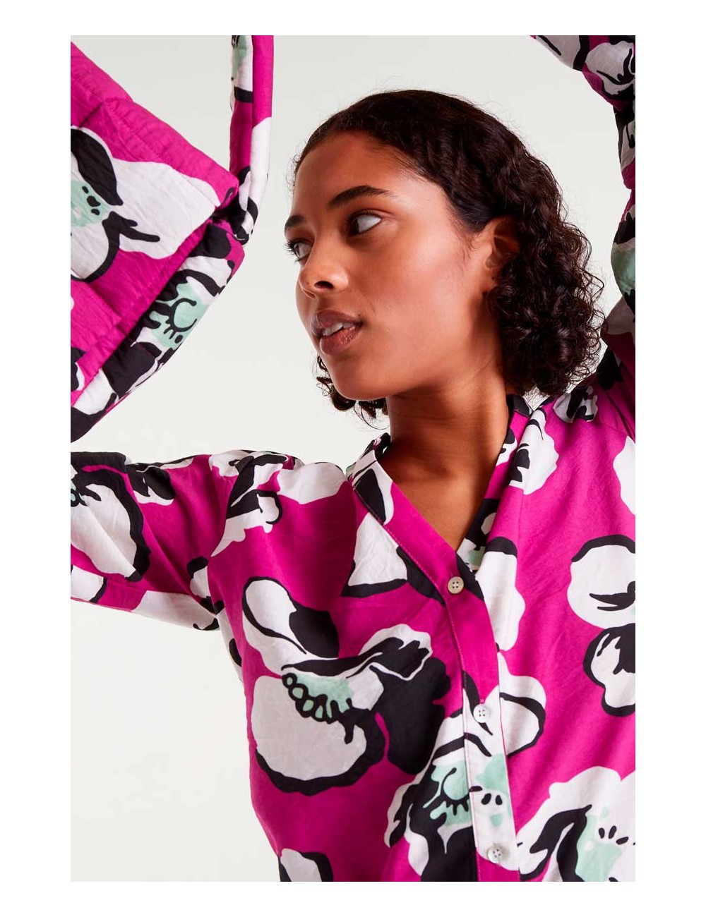 CAMISA CON ESTAMPADO VIVID VIOLA