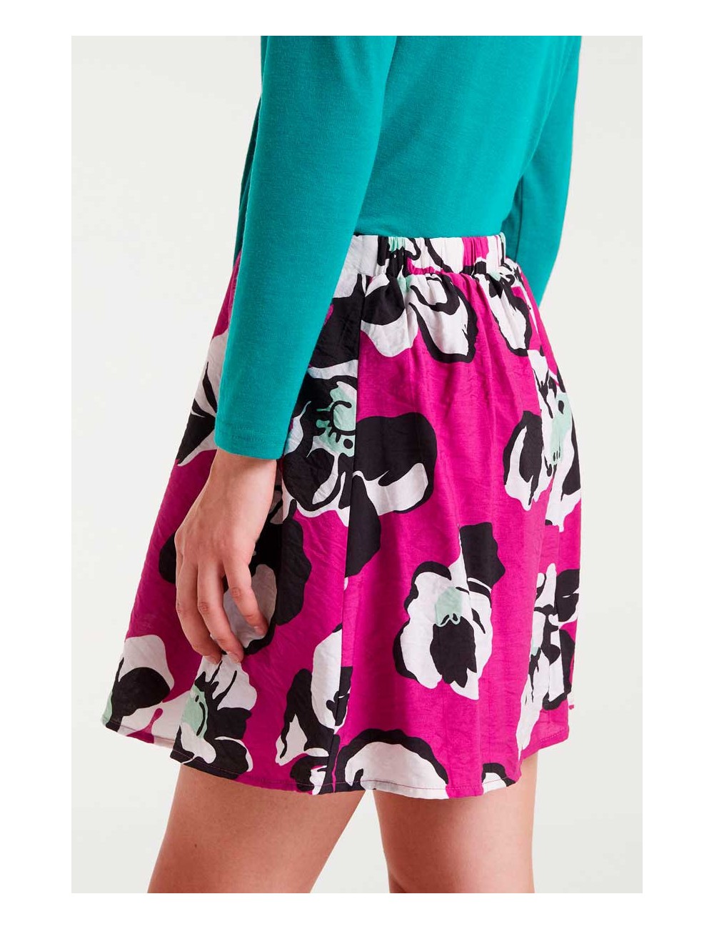 FALDA CORTA CON ESTAMPADO VIVID VIOLA