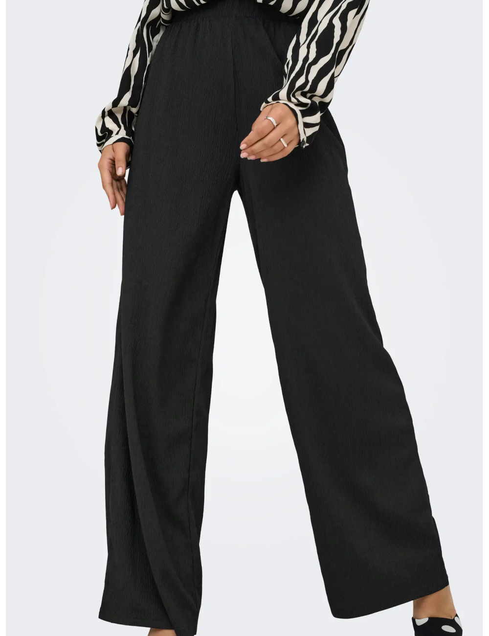 PANTALÓN WIDE LEG NEGRO