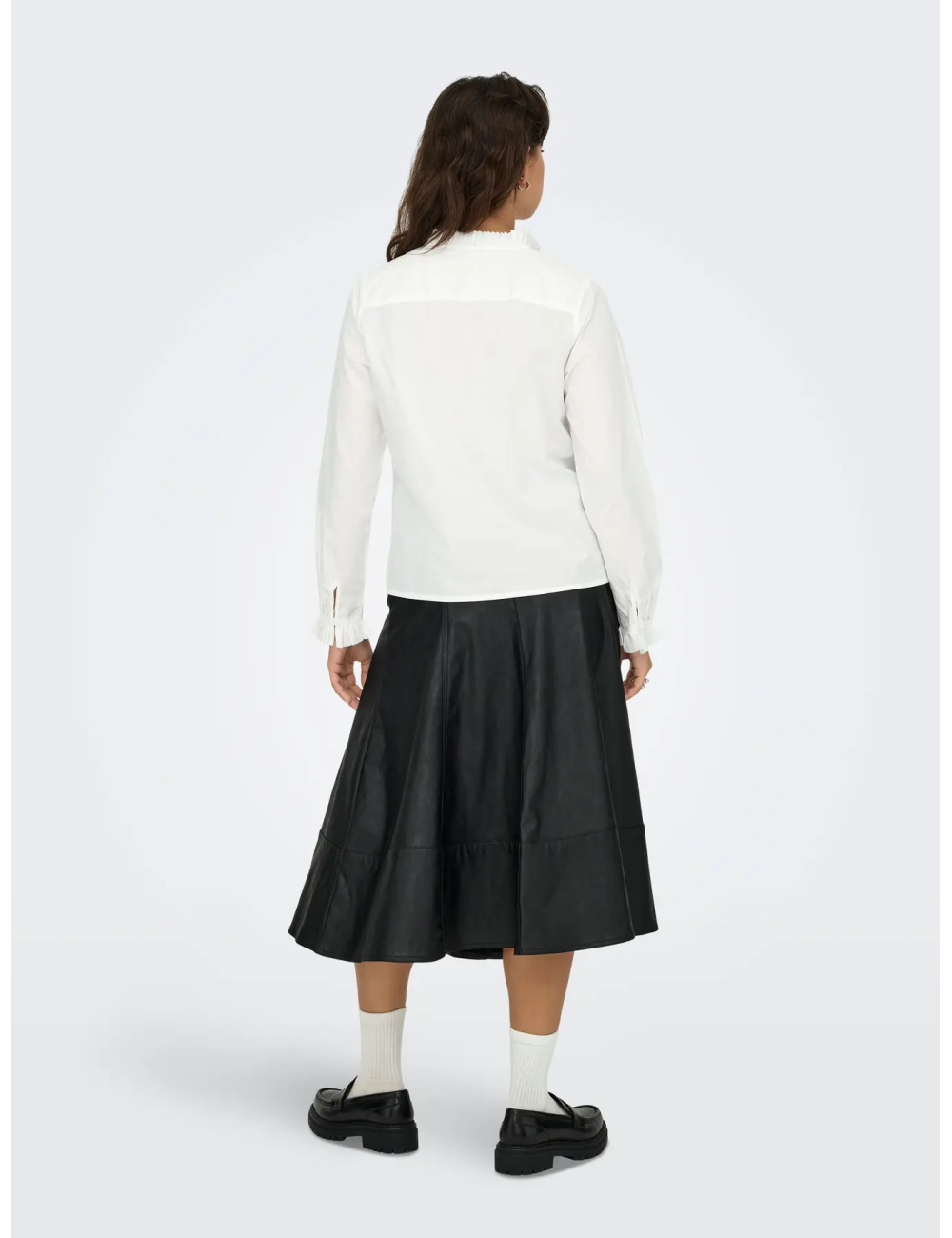 CAMISA CUELLO Y MANGAS PLISADAS BLANCA
