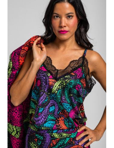 BLUSA LENCERA DE SERPIENTES...