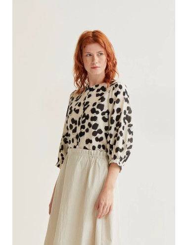 CAMISA CON ESTAMPADO DALMATIAN