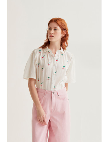 CAMISA CON ESTAMPADO WHITE...