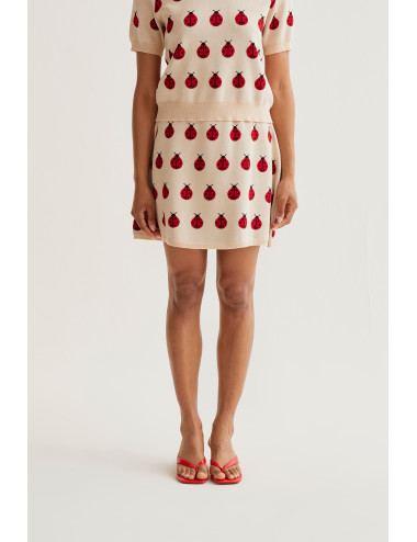 FALDA CORTA CON ESTAMPADO...