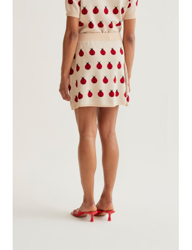 FALDA CORTA CON ESTAMPADO...