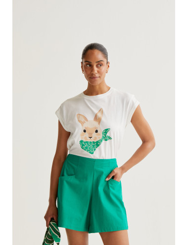 CAMISETA CON ESTAMPADO DE...