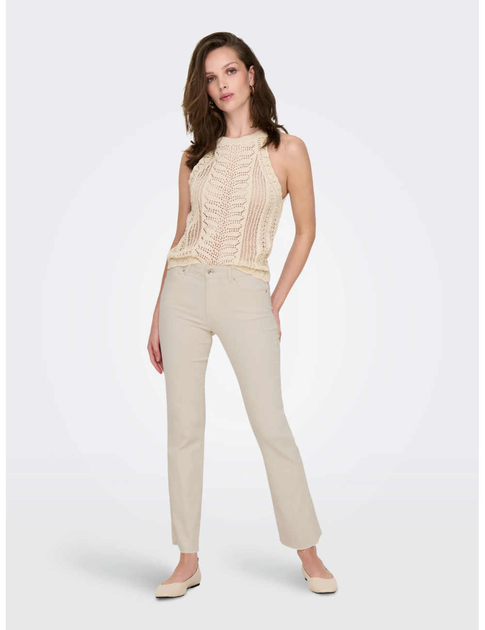 JEANS CINTURA MEDIA CORTE FLARED BEIGE