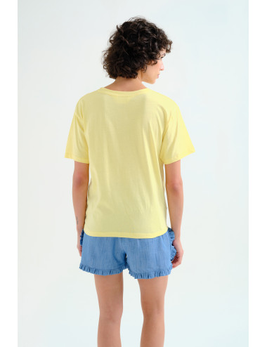 CAMISETA CON ESTAMPADO...