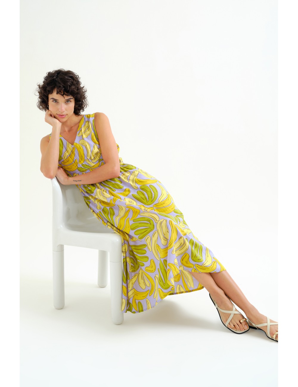 VESTIDO MIDI CON ESTAMPADO GUINEO