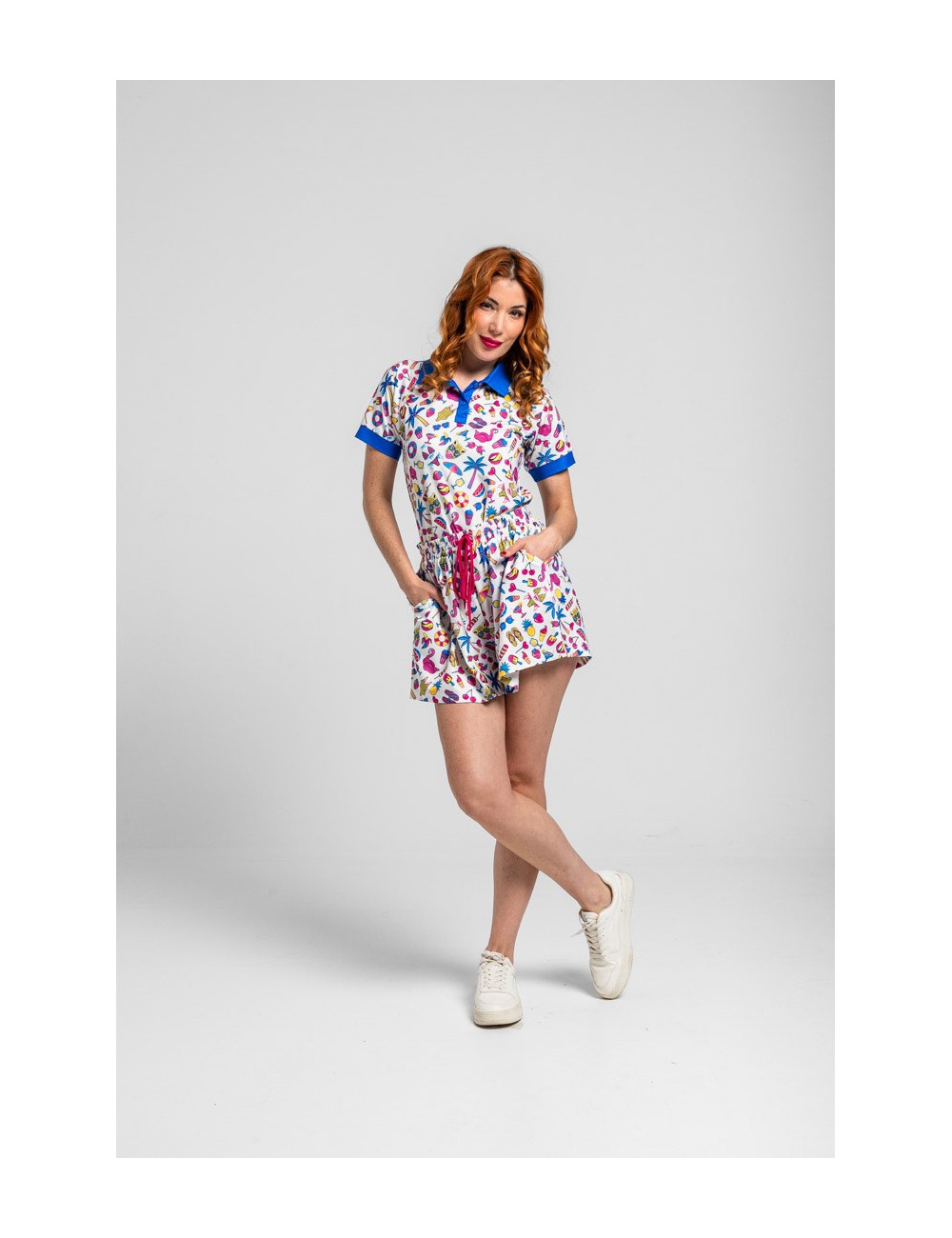 POLO BLANCO CON ESTAMPADO VERANIEGO