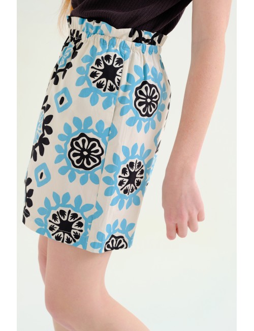 SHORTS CON ESTAMPADO WATERFALL