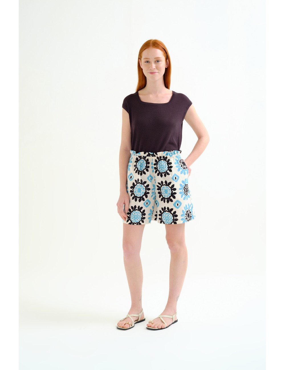SHORTS CON ESTAMPADO WATERFALL