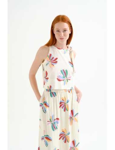 TOP CON ESTMAMPADO MONARDA