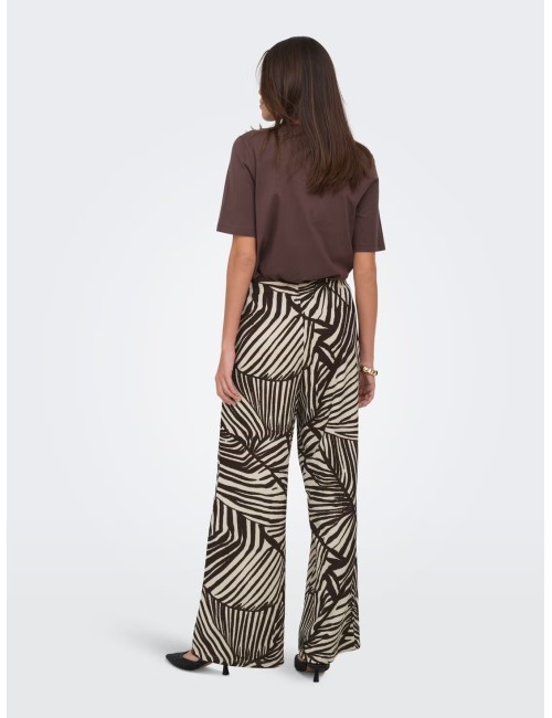 PANTALÓN CORTE LOOSE MARRÓN