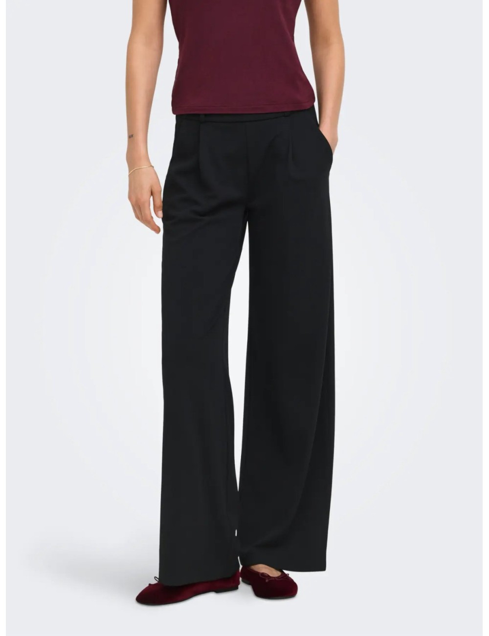 PANTALÓN BOTÓN WIDE LEG NEGRO