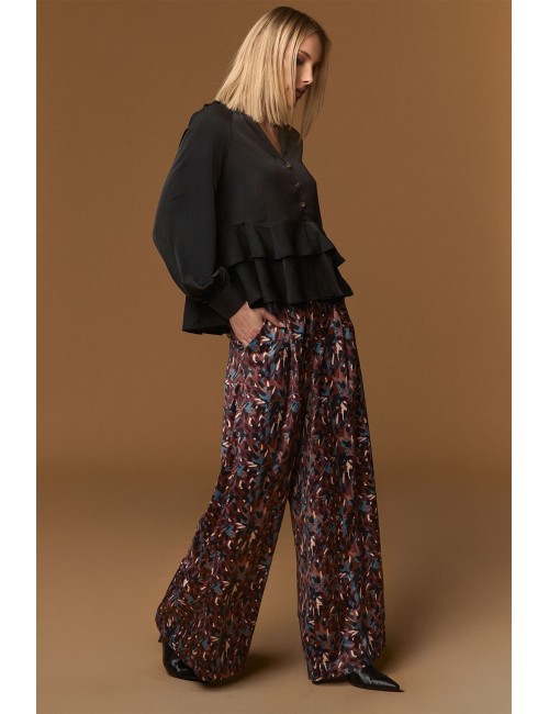 BLACK ABBEY TOP