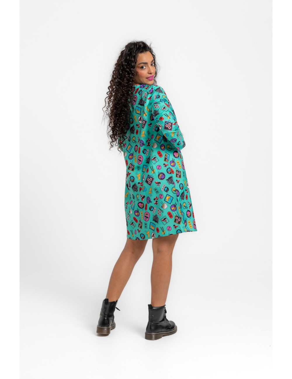 VESTIDO CUELLO REDONDO CORTE A JAPO