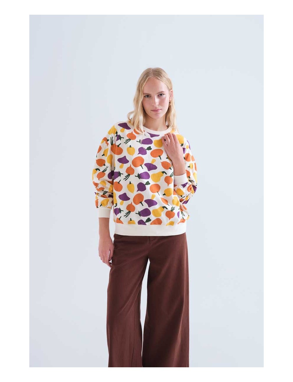 SUDADERA 100% ALGODÓN CON ESTAMPADO DE VERDURAS