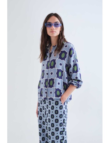 CAMISA CON ESTAMPADO INVERNNESS