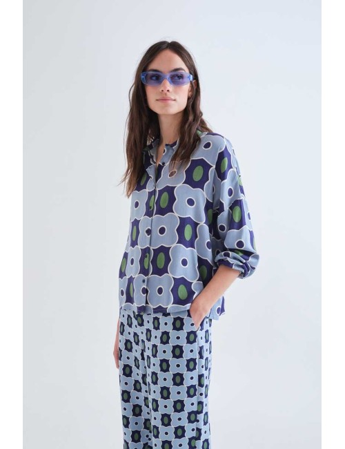 CAMISA CON ESTAMPADO INVERNNESS