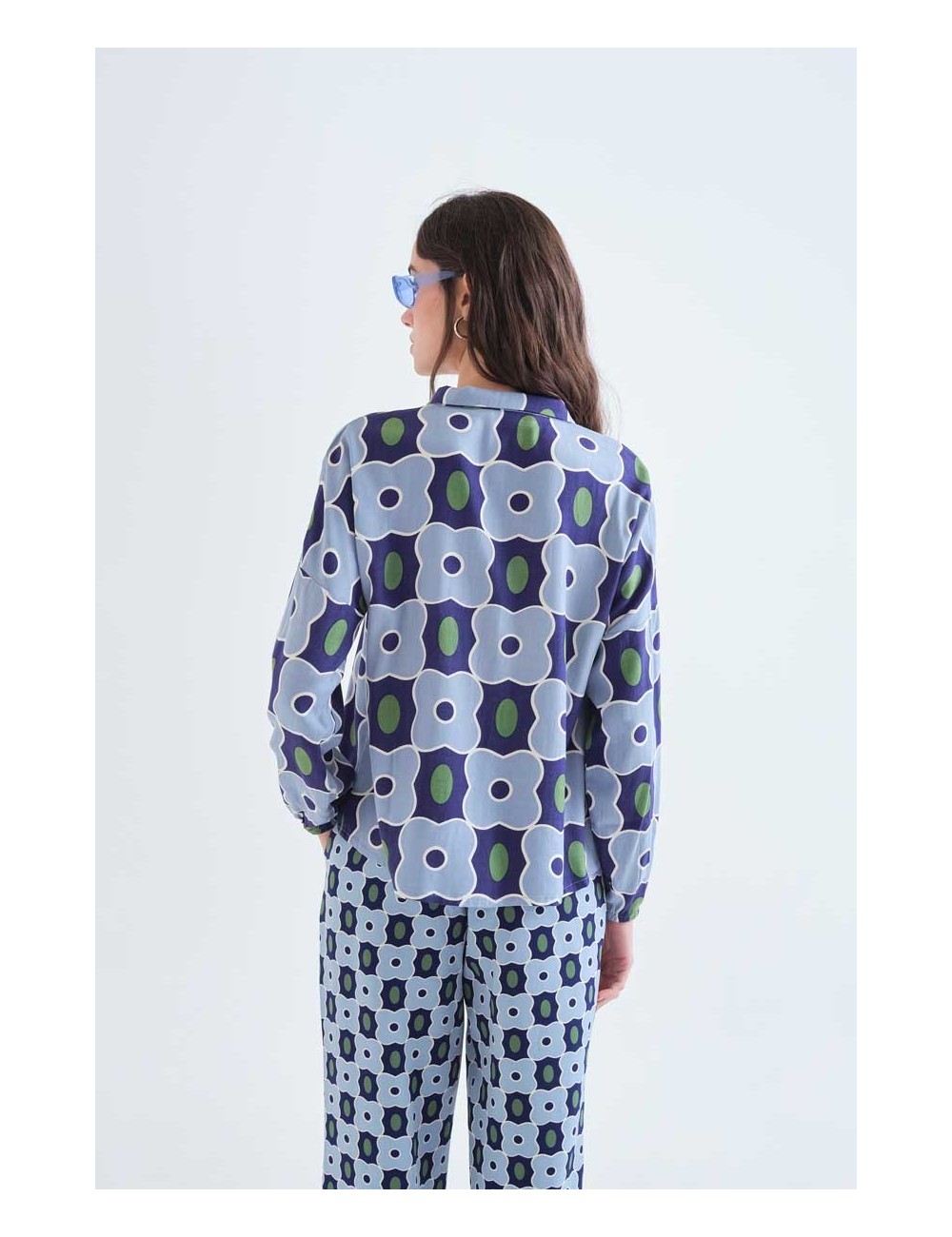 CAMISA CON ESTAMPADO INVERNNESS