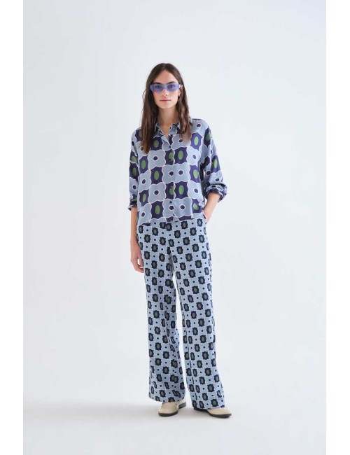 CAMISA CON ESTAMPADO INVERNNESS