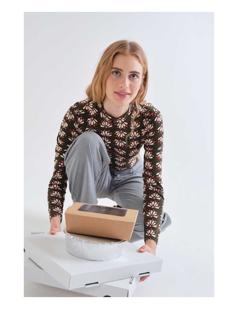 CAMISETA CON ESTAMPADO GEOMETRY