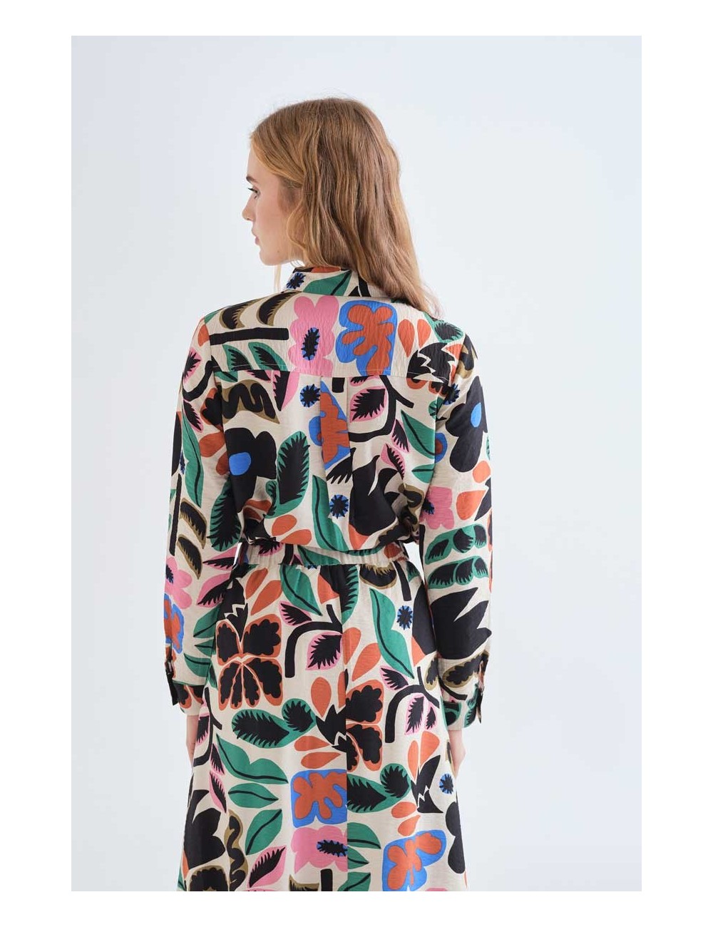 CAMISA CON ESTAMPADO NEO GARDEN