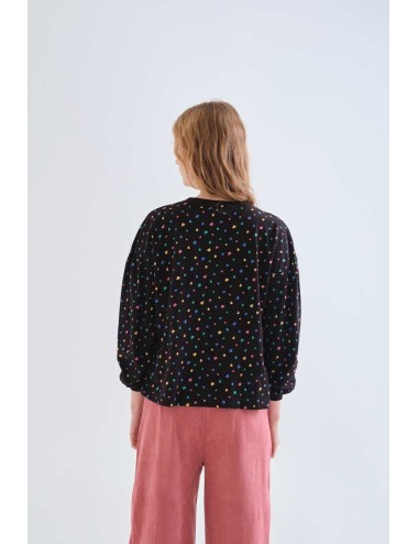 CAMISETA 100% ALGODÓN CON ESTAMPADO CORAZONES MULTICOLORES