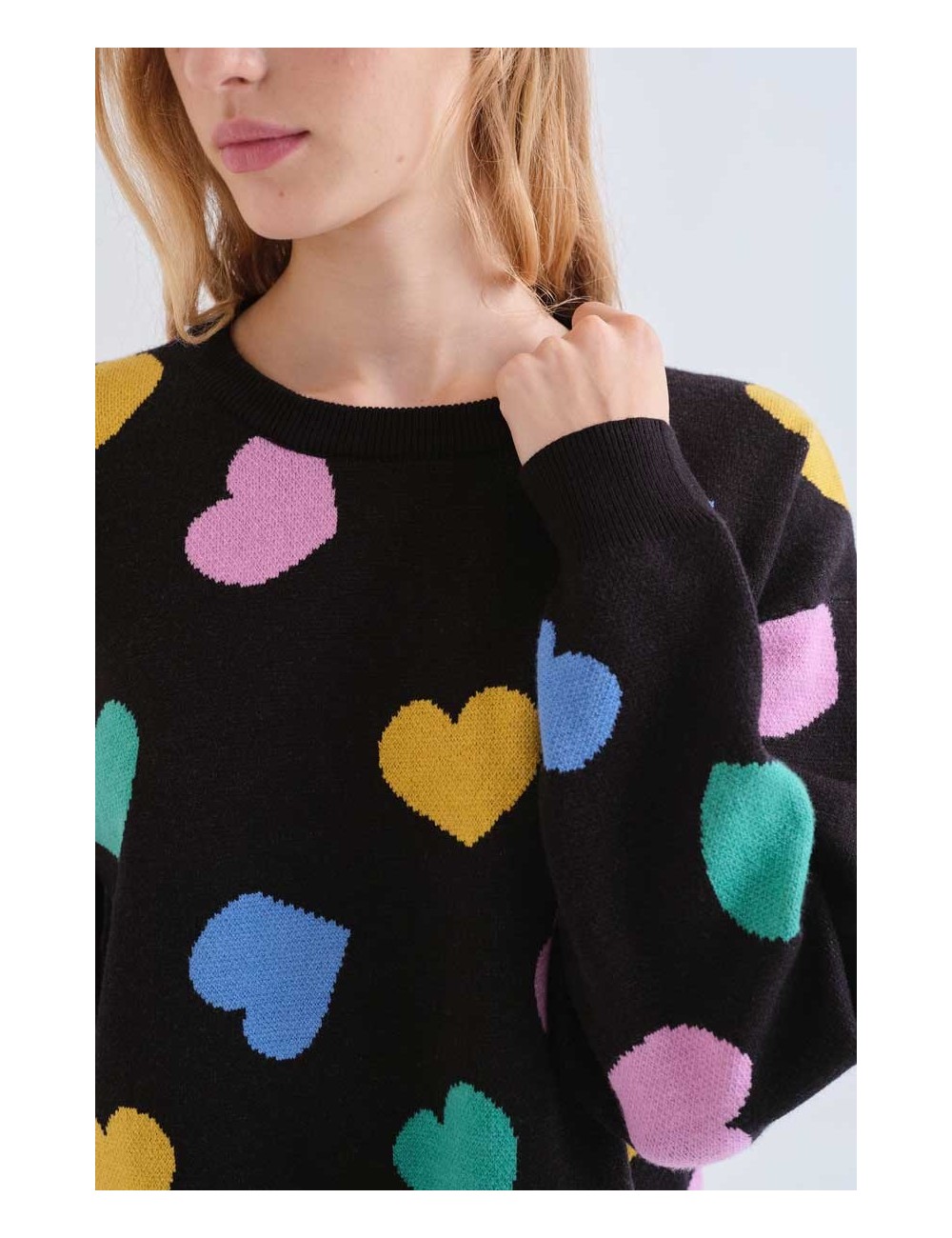 JERSEY CON ESTAMPADO CORAZONES MULTICOLORES