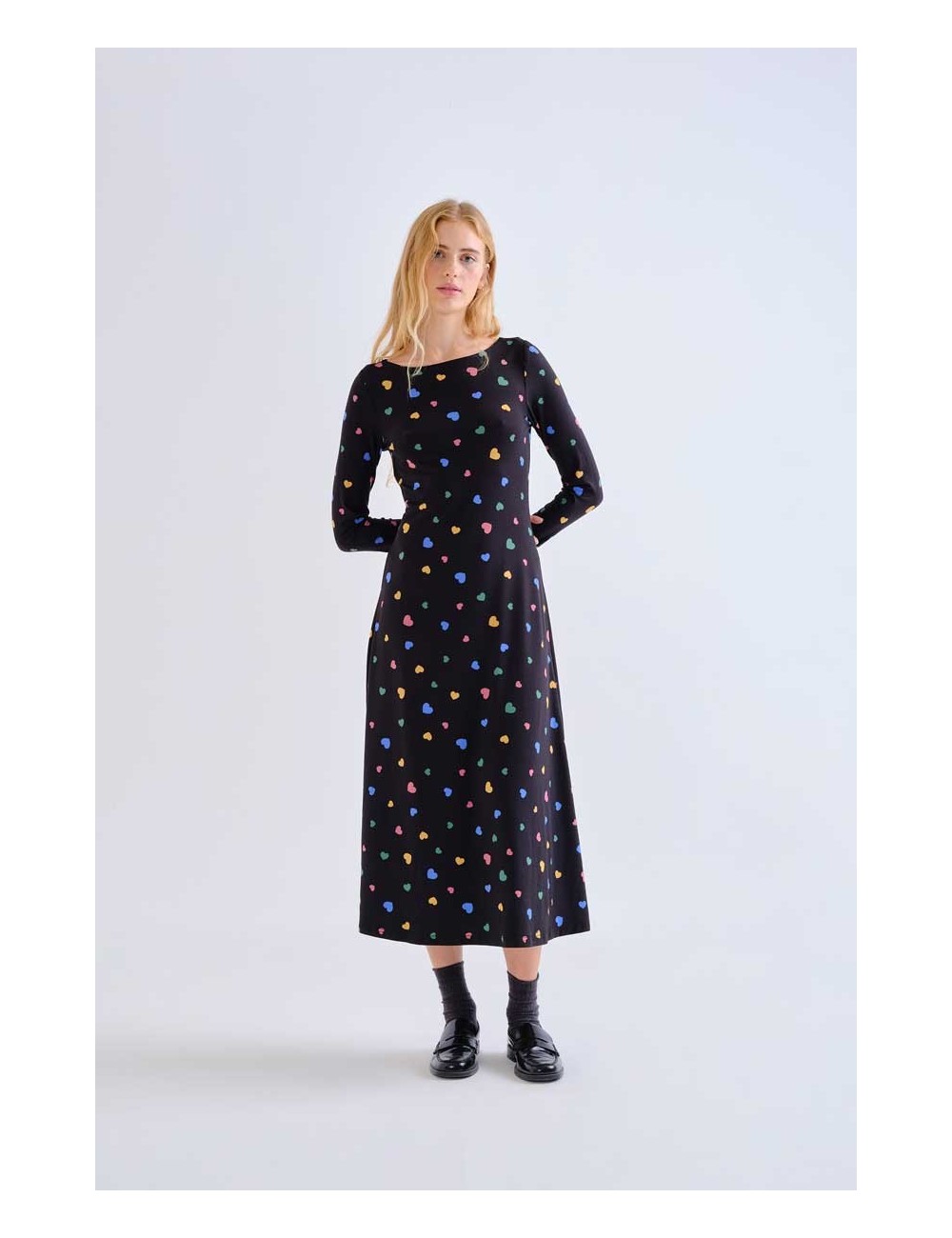 VESTIDO LARGO ESTAMPADO CORAZONES MULTICOLORES