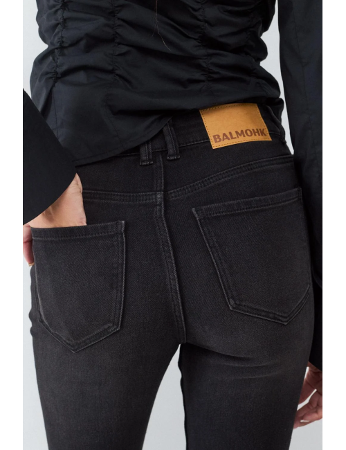 JEANS FLARE HIGH RISE NEGRO