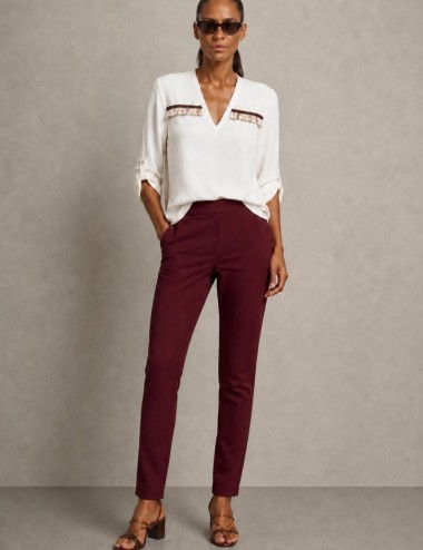 PANTALÓN SLIM FIT TIRO MEDIO BURDEOS