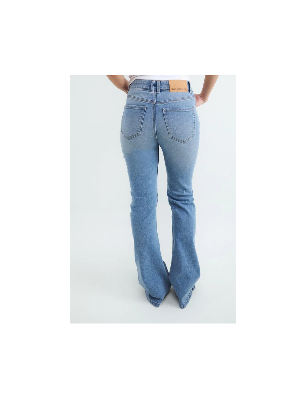 JEANS FLARE HIGH RISE AZUL CLARO