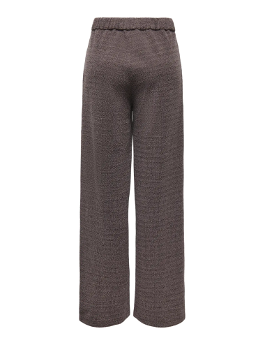 PANTALON CORTE REGULAR MARRÓN