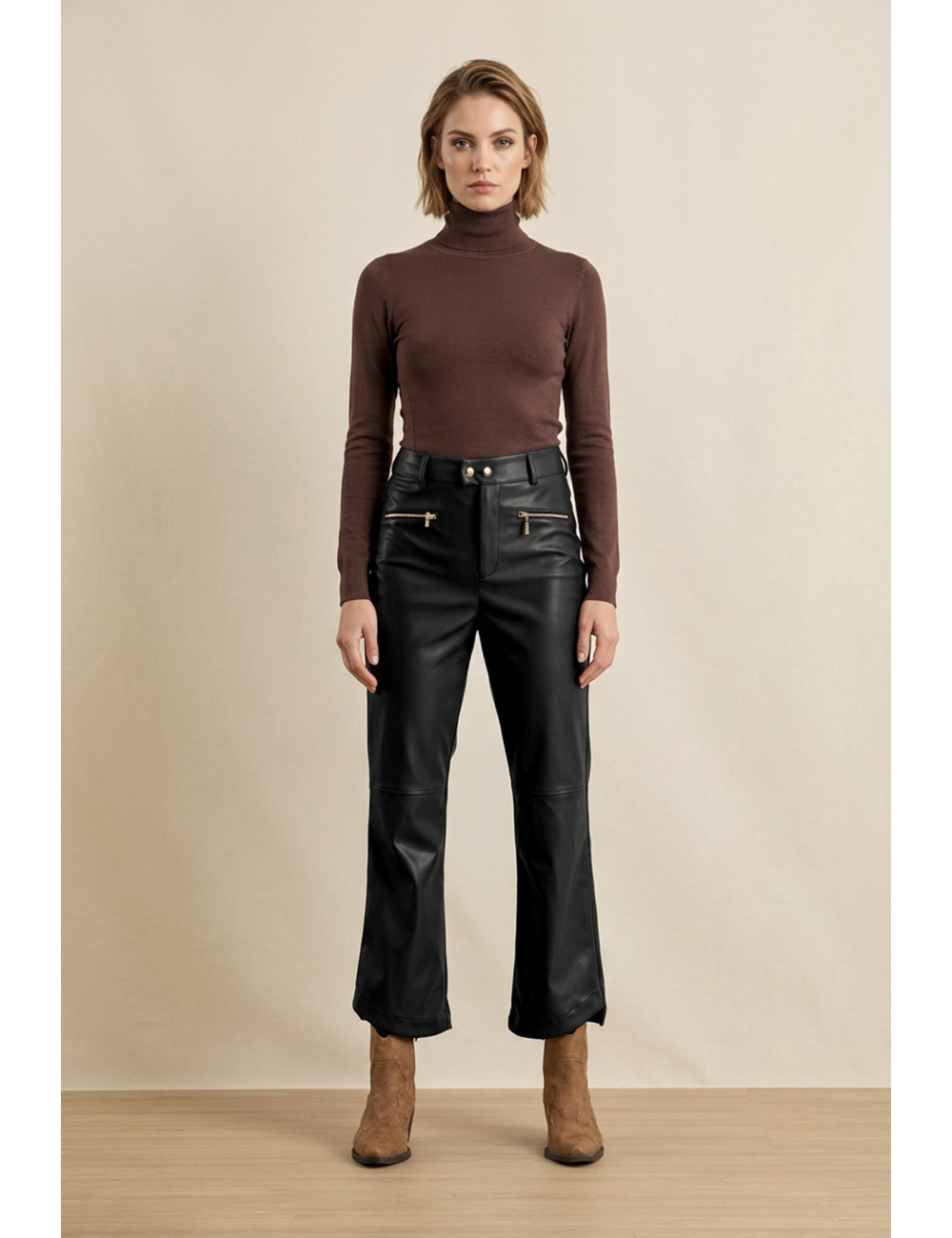 PANTALÓN TOBILLERO POLIPIEL CREMALLERAS NEGRO