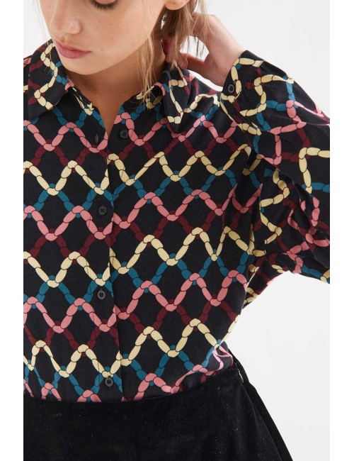 CAMISA CON ESTAMPADO SKEIN