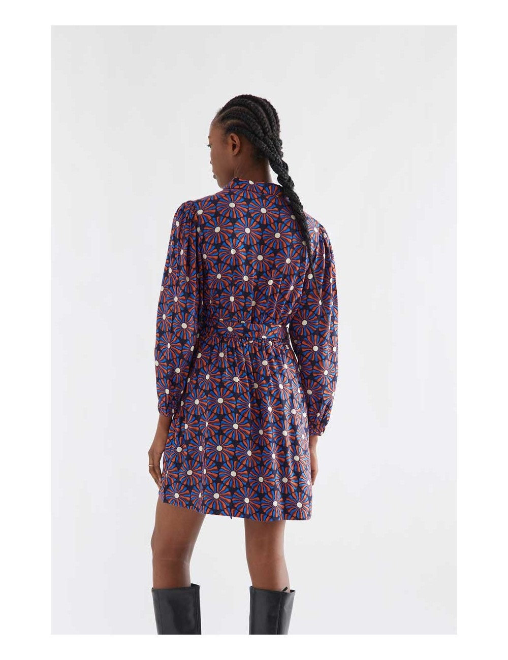 VESTIDO CORTO CON ESTAMPADO CHOCOLATE FLOWER