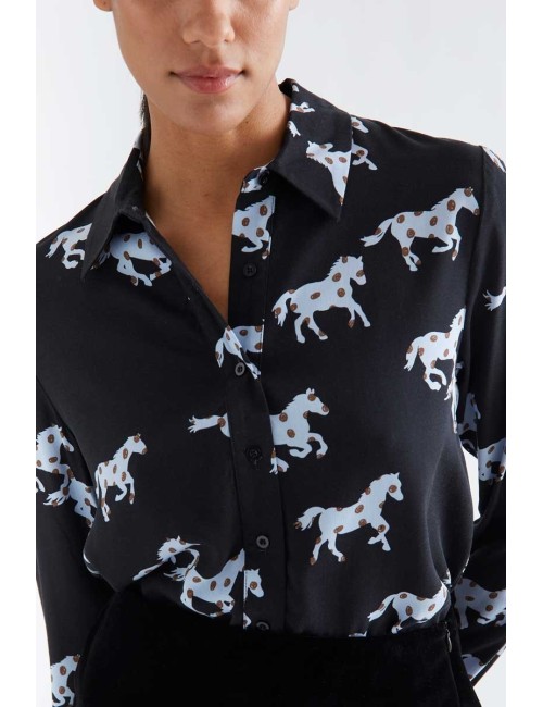 CAMISA CON ESTAMPADO HORSE