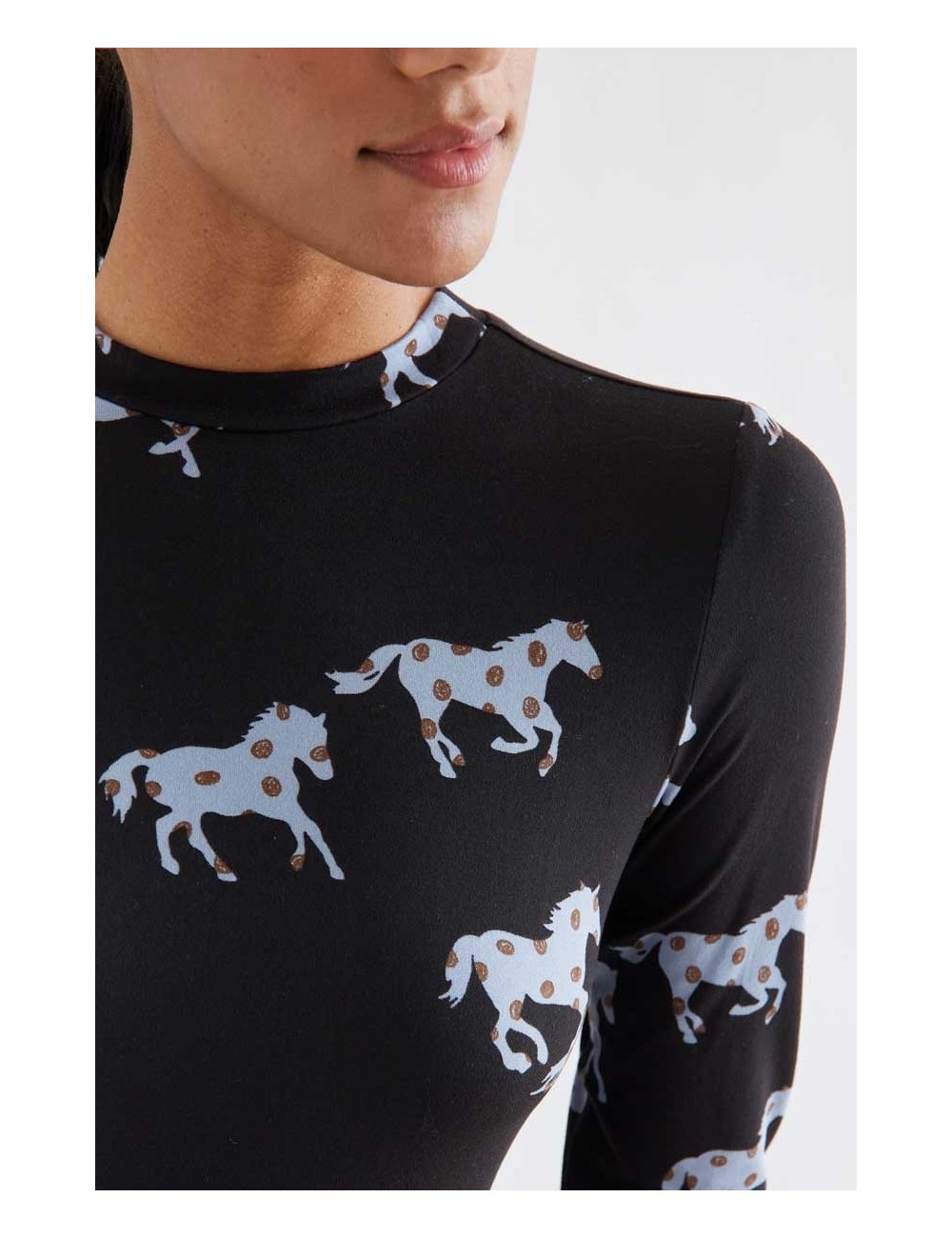 VESTIDO MIDI CON ESTAMPADO HORSE