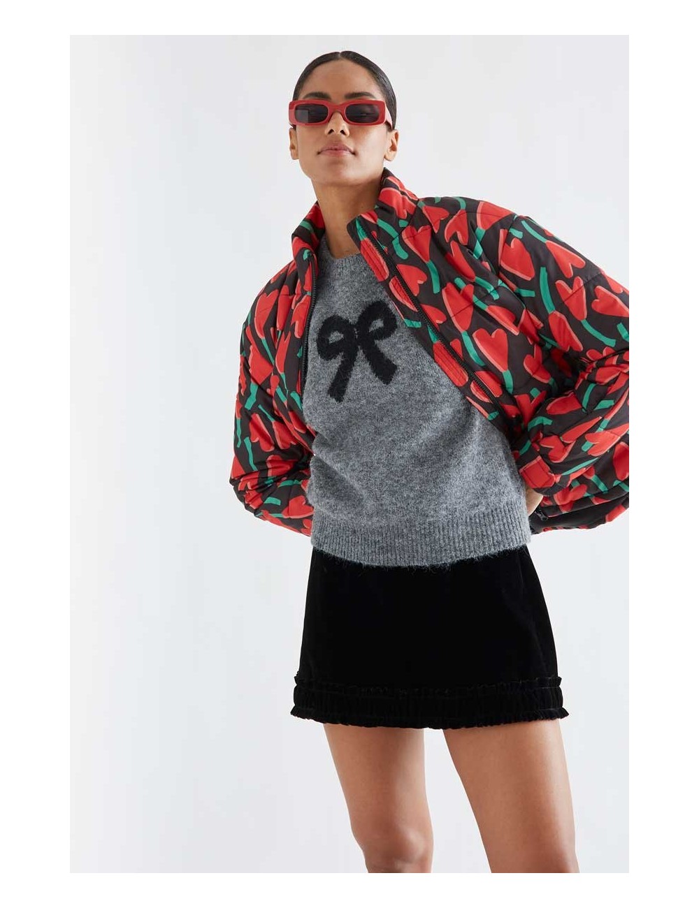 JERSEY GRIS CON ESTAMPADO LAZO