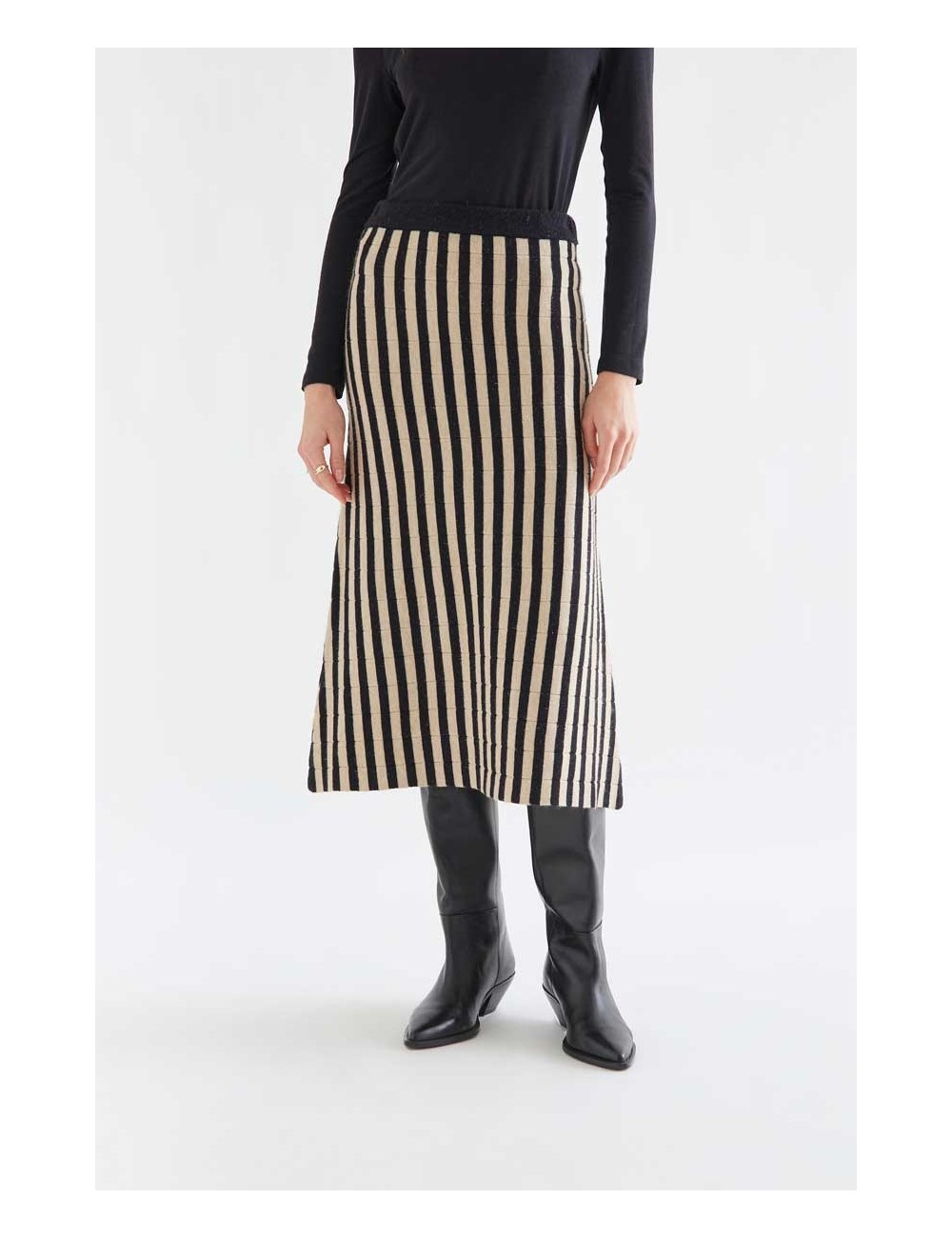 FALDA MIDI PUNTO RAYAS