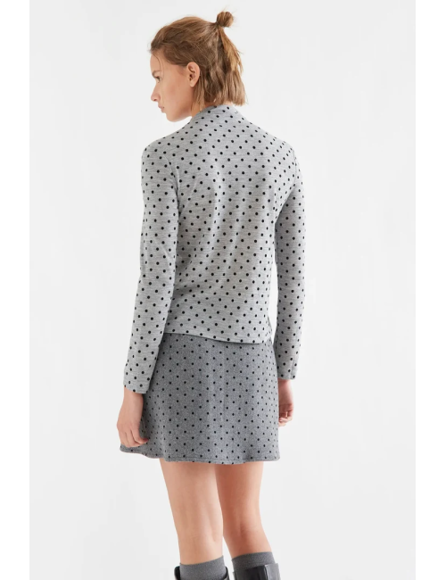 CAMISETA BÁSICAS GRIS JASPEADO CON MINI LUNARES NEGROS